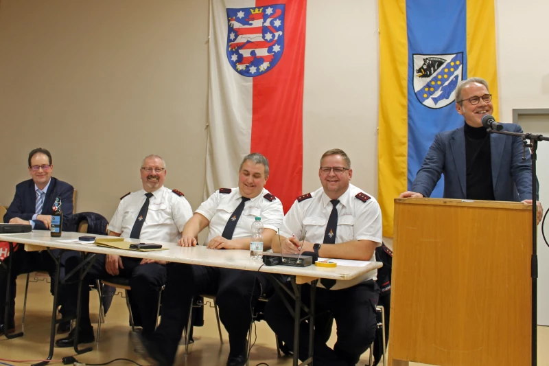 Jahreshauptversammlung der Freiwilligen Feuerwehr Nobitz mit großer Resonanz | Optimistische Stimmung auch bei der Rede des Thüringer Innenministers Georg Meyer