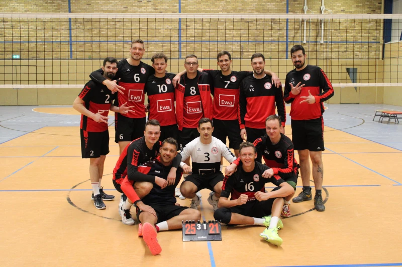 Altenburger Volleyballer kämpfen sich zu 6 Punkten | 