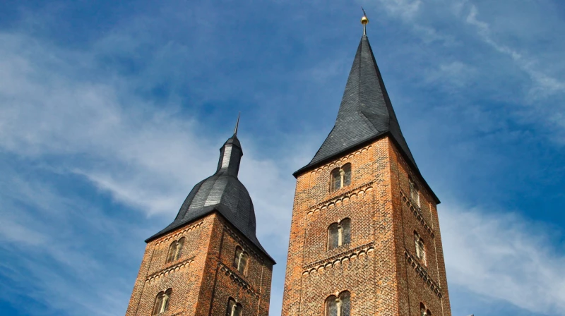 Neue Öffnungszeiten in den Rote Spitzen | Rote Spitzen, Altenburg