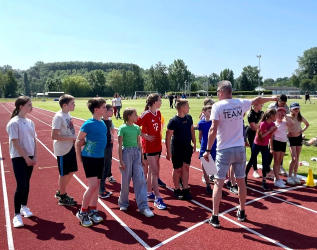 VorschauBild - 1.270 Schülerinnen und Schüler kämpften ums Deutsche Sportabzeichen