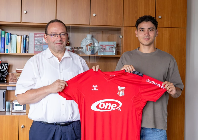 Defensivspieler Anton Rücker wechselt zum ZFC Meuselwitz | Hubert Wolf | Anton Rücker 