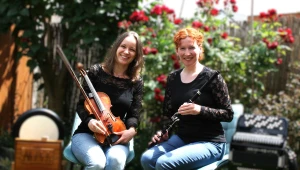 Sanfte Folkmelodien: Lightblue Hare gastiert im Schwind‑Pavillon