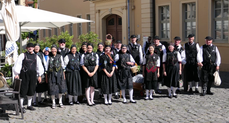 Landrat führte Altenburger Delegation beim größten Trachtenfest Europas an | Die Delegation des Landkreises Altenburger Land