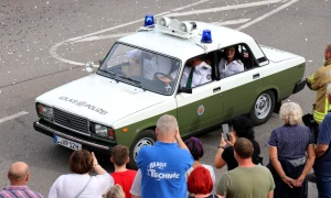 Erstes markenoffenes Auto -Treffen von MOD & MEET am 06. Juni auf dem Rositzer Goetheplatz