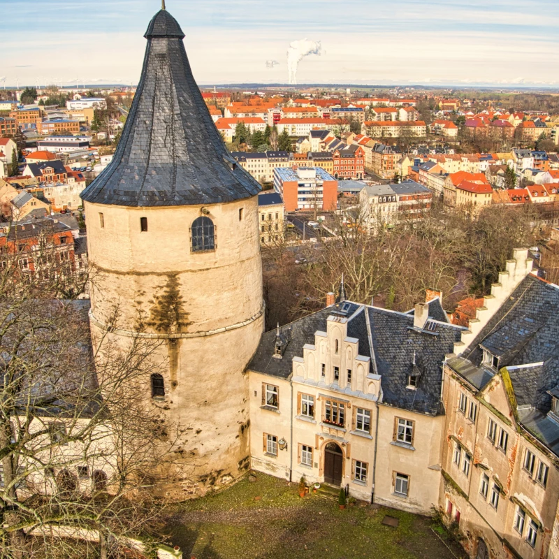 Wer hoch hinaus will – Aktive Tour in verschiedene Türme des Altenburger Schlosses | Flasche,  Altenburger Residenzschloss