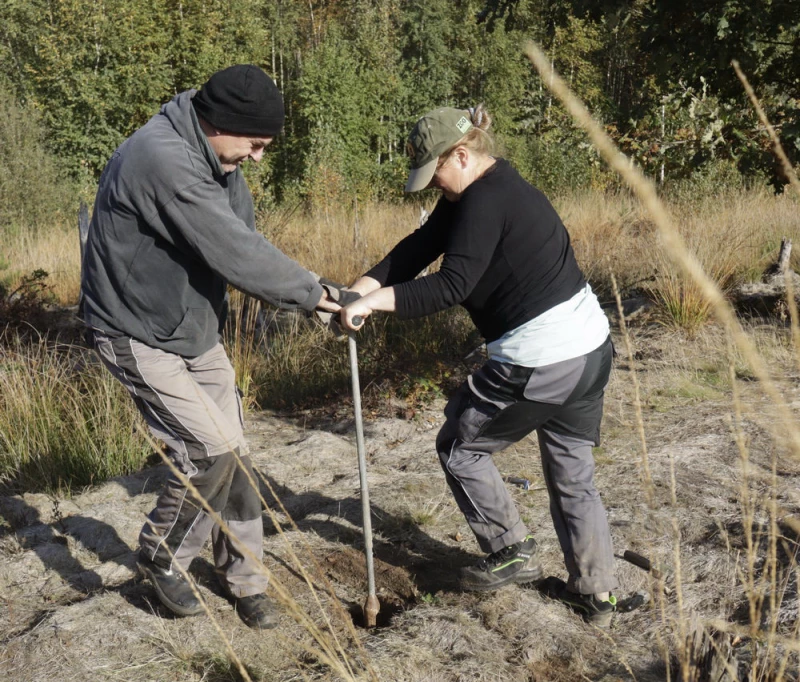 Vortrag - Geschichte(n) gut konserviert – Landschaftsentwicklung im Altenburger Land | Bohrung zur Probenentnahme im Haselbacher Moor (Kammerforst)