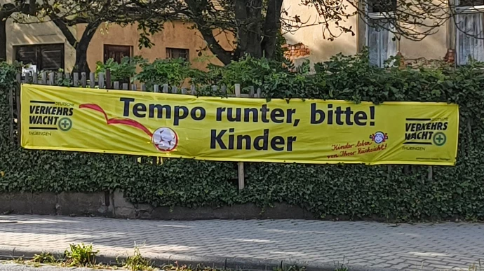 VorschauBild - Sicher zur Schule - Landespolizeiinspektion Gera zieht erste Bilanz der Schulwegüberwachung