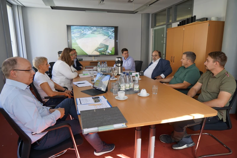 Meinungsaustausch zum Industriegebiet Altenburg-Windischleuba | Bei dem Treffen legten beide Seiten ihre Argumente dar.