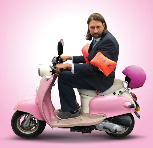 VorschauBild - Kabarett Nörgelsäcke: „Fast furios“ mit Maxim Hofmann