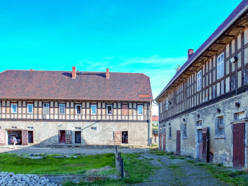 Der Altenburger Vierseithof ist Bauernhaus des Jahres 2024 | So wie diese Nebengebäude warten viele Vierseithöfe im Altenburger Land auf eine ressourcenschonende Instandsetzung