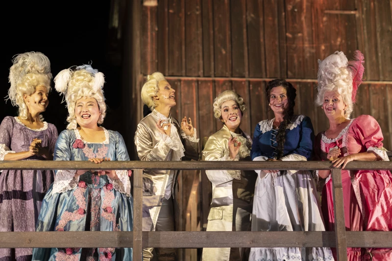 Theatertipps vom 20. bis 22. Juni in Altenburg und Gera | „Krabat und der König“ - Sängerinnen des Opernchores des Theaters Altenburg Gera 