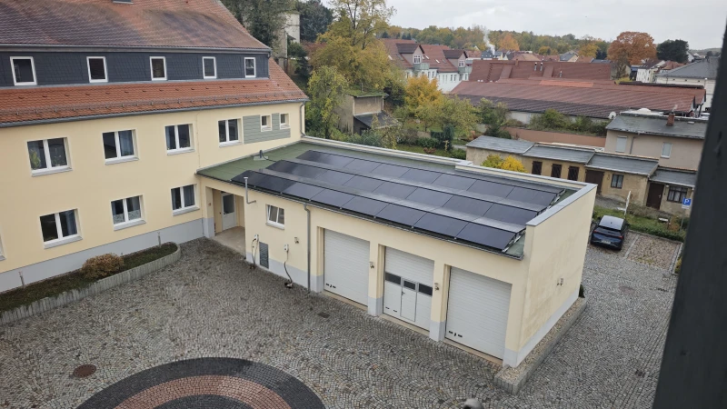 Rathaus in Schmölln setzt auf Sonnenenergie | 