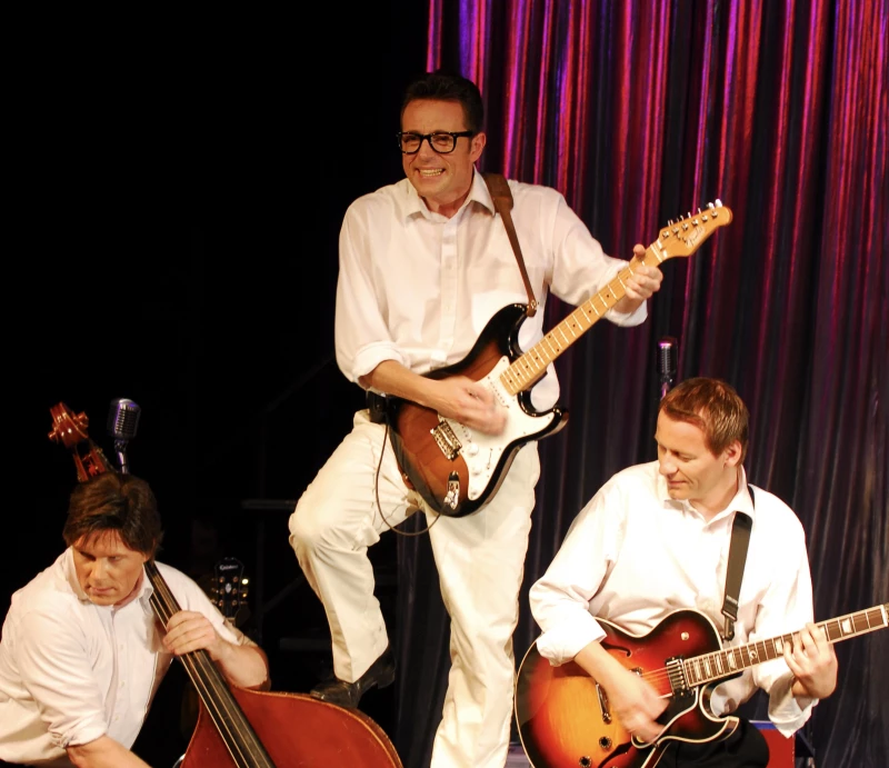 Rock ’n’ Roll-Show im Altenburger Theater mit Special Guest | Rainer Koschorz (Mitte; Foto )