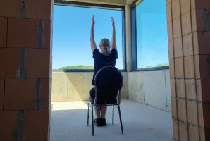 Benefiz-Yoga unterstützt den Ausbau der Burg Posterstein