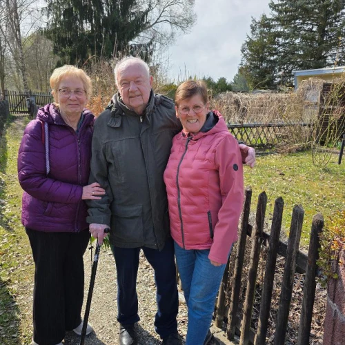 Gartenfreunde Budd und Frau Bergner