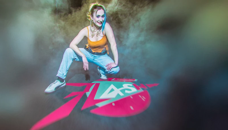 Die Altenburger Kultdisco lebt wieder auf | Schauspielerin Dorothea Röger in der Rolle als Valerie