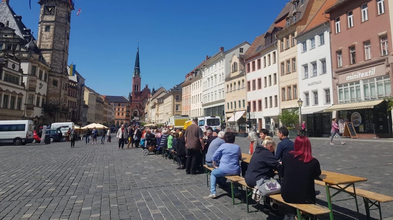 Altenburger:innen essen gemeinsam | Altenburger:innen essen gemeinsam