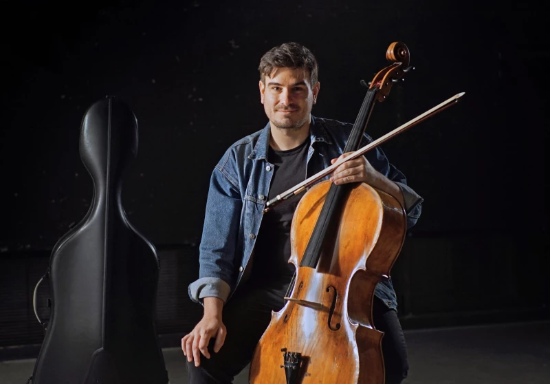 Star-Cellist Michael Heupel kommt nach Ostthüringen | Michael Heupel