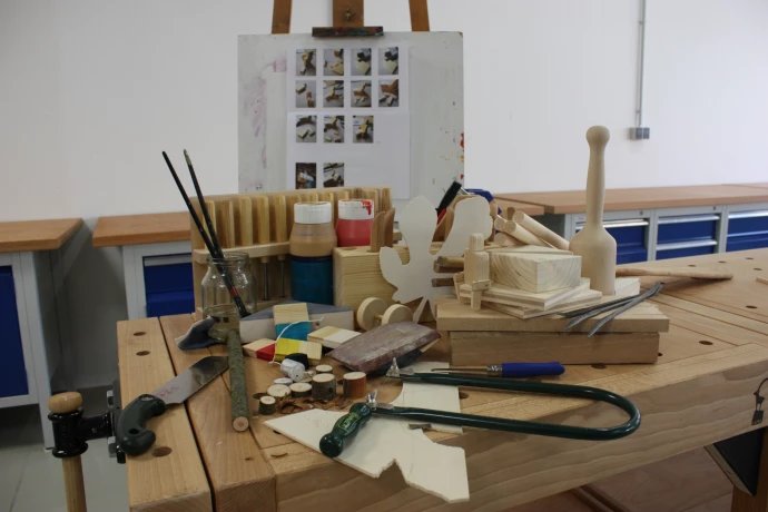 VorschauBild - Workshop am 1. Advent - Lebkuchenhäuser aus Holz im studioLEONARDO