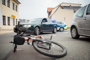 Unfallstatistik zeigt deutlich wachsenden Anteil von E-Bike- und Radfahrern an den Verkehrstoten