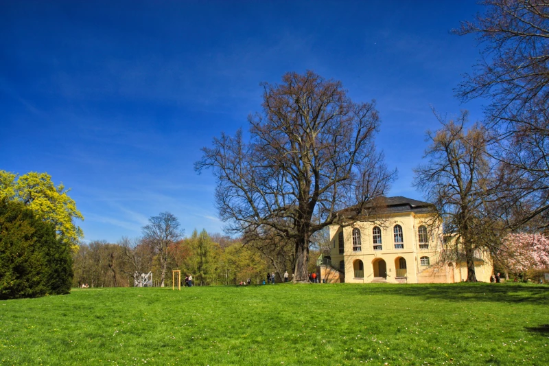 Kulturpreis der Stadt Altenburg vergeben | Teehauswiese im Schlosspark