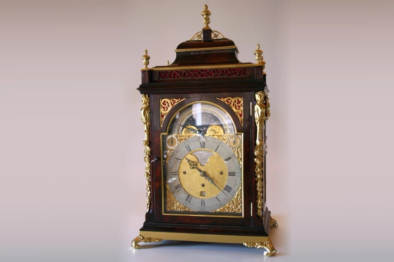 Eardley Norton – eine Symphonie am Uhrenhimmel | Bracket Clock