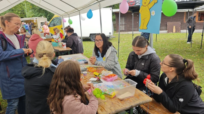 VorschauBild - Kinder- und Vereinsfest begeistert trotz wechselhaften Wetters