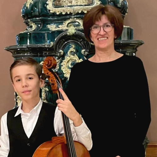 v.l.n.r. Anton Dietze (Violoncello), Irina Stark (Korrepetitorin)
