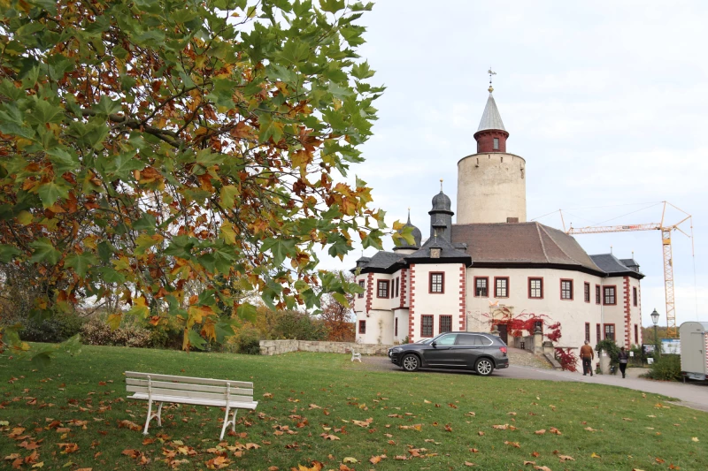 Grundstein gelegt für den Wiederaufbau des Nordflügels der Burg Posterstein | Burg Posterstein
