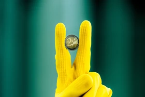 2 Euro oben drauf: 360 Reinigungskräfte halten das Altenburger Land sauber und sollen dafür mehr verdienen
