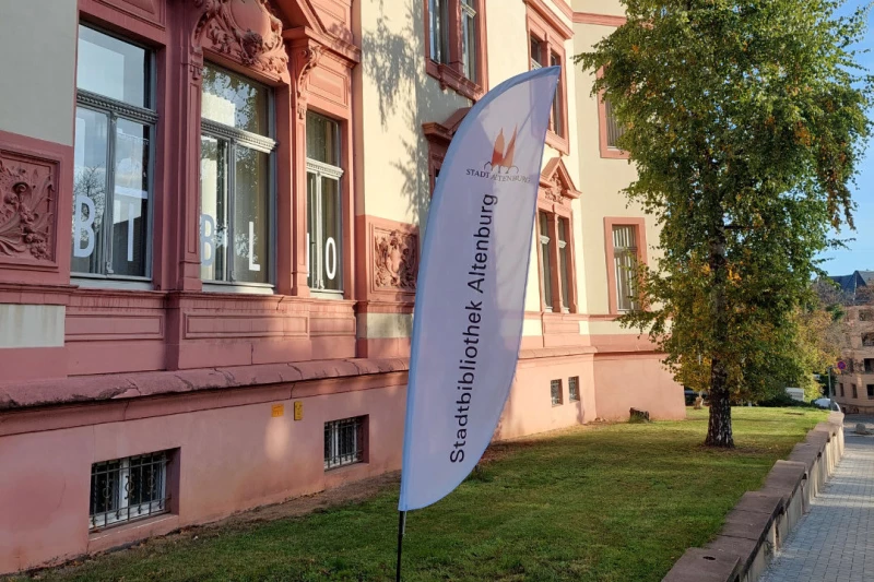 Vorlesetag in der Altenburger Bibliothek: Lesestoff zum Thema Italien | Bibliothek der Stadt Altenburg