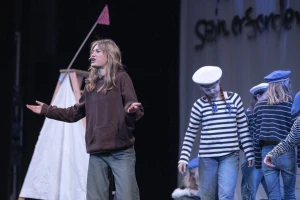 Jugendliche spielen für Jugendliche– Schultheatertage in Altenburg