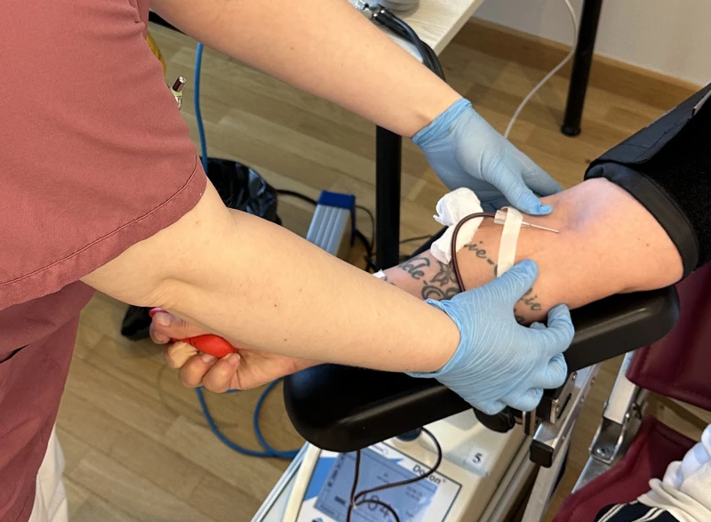 Blutspende im Klinikum Altenburger Land am 26. August 2025 | Jeder, der zwischen 18 und 68 Jahre alt und sich fit fühlt, kann Blut spenden. Bitte denken Sie an Ihren Personalausweis.