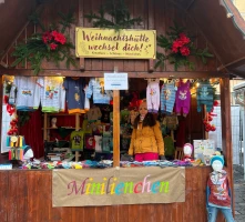 Drei Wechsel-Dich-Hütten auf dem Altenburger Weihnachtsmarkt