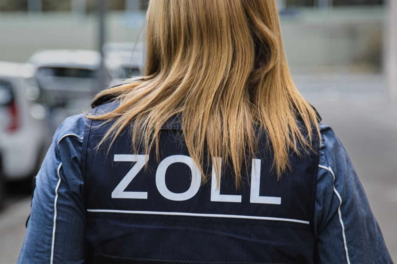 „Schwarze Schafe“: Hauptzollamt Erfurt leitete 483 Gastro-Ermittlungsverfahren in Region ein | Kein Pardon den schwarzen Schafen der Gastro-Szene: Nicht nur in der Vorweihnachtszeit prellen einige unseriöse Chefs ihre Angestellten und den Staat um Lohn und Sozialabgaben. Um ihnen auf die Spur zu kommen, fordert die NGG Thüringen mehr Kontrollen durch den Zoll.