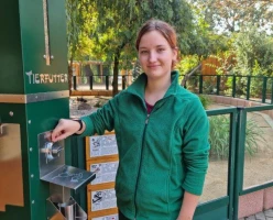 Neuer Futterautomat im Altenburger Inselzoo