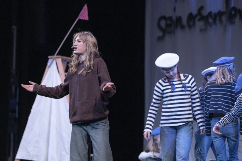 Jugendliche spielen für Jugendliche– Schultheatertage in Altenburg | Schultheatertage