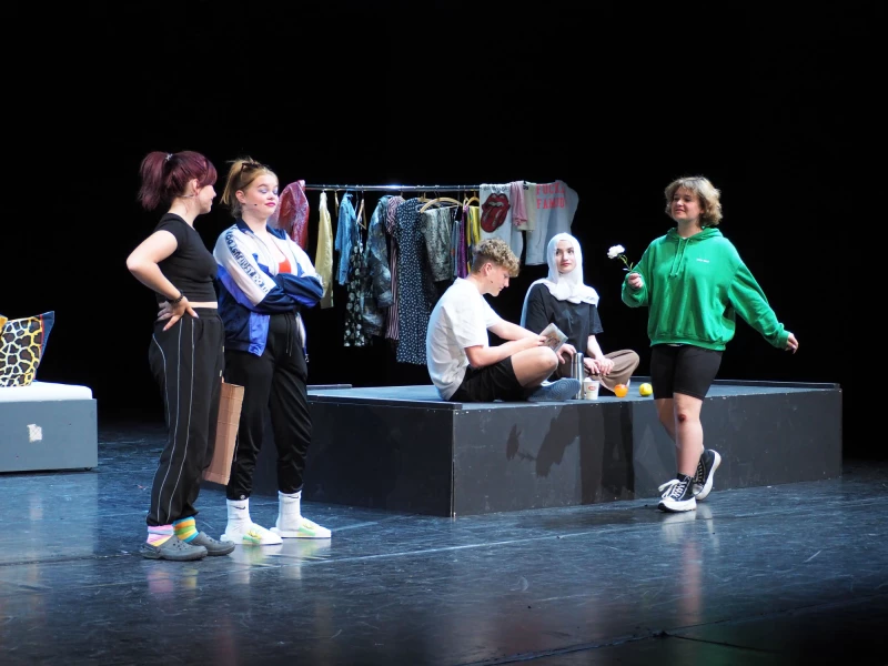 Vom Klassenzimmer auf die Große Bühne - Schultheatertage in Altenburg | Schultheatertage Altenburg 2022