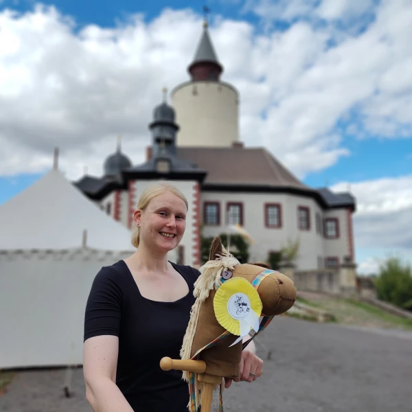 8. Großes Steckenpferdturnier